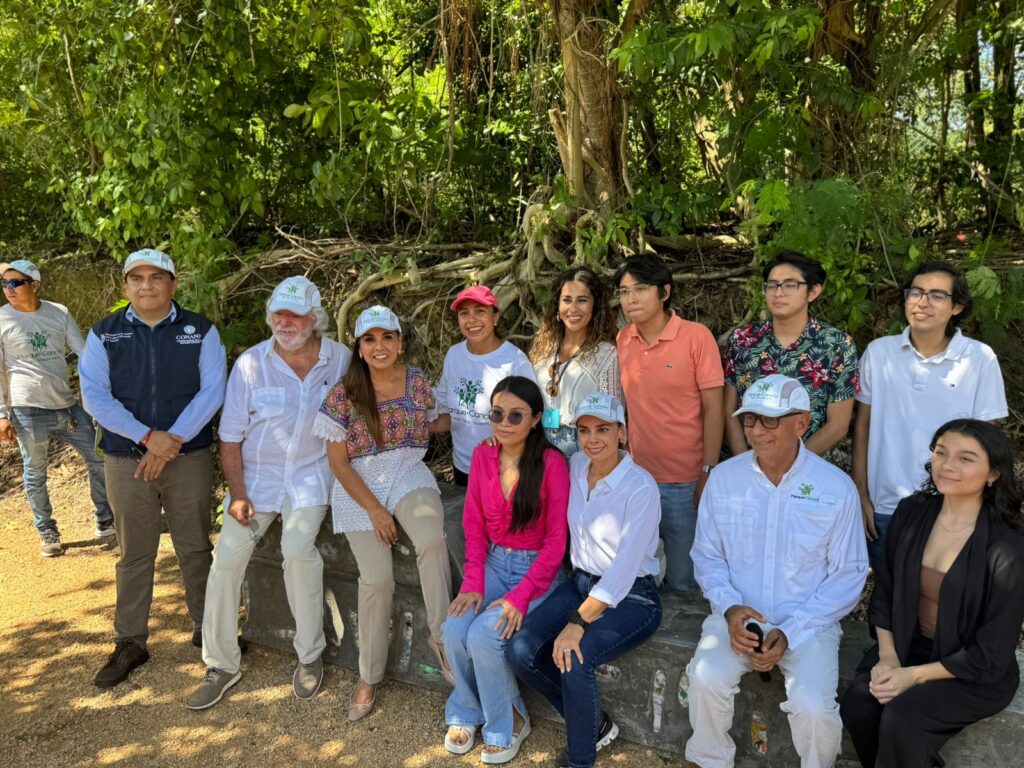 Ecobanca Ecoliiks del Museo de los Desechos no Deshechos de Parque Cancún