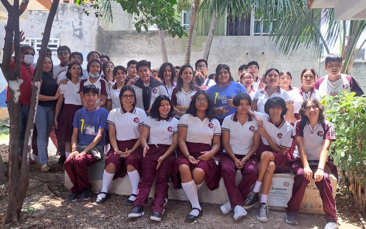 ecobanca_ecoliiks_secundaria_tecnica_25_juan_jose_arreola_ecoladrillos
