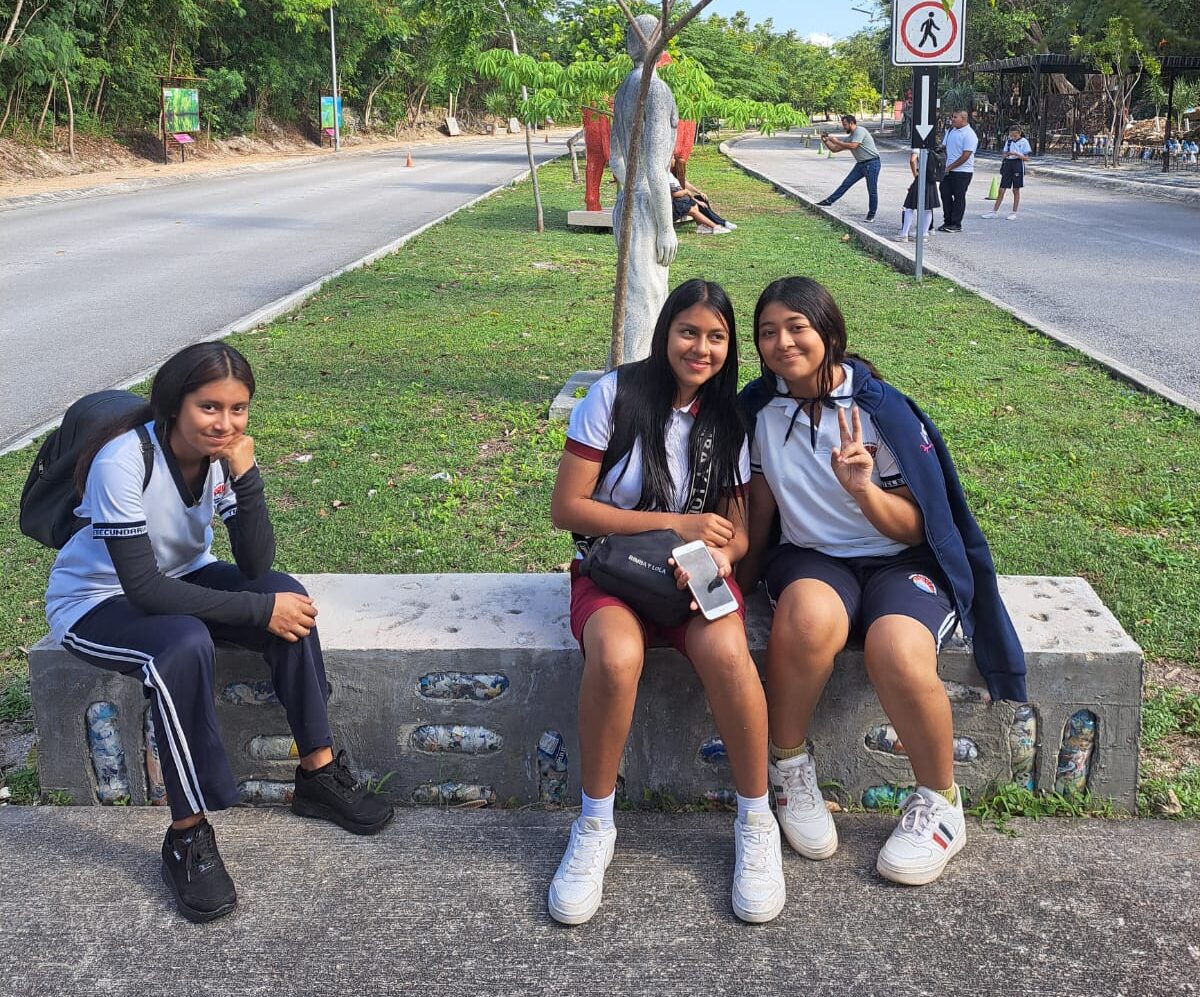 Ecobanca Ecoliiks en Parque Cancún